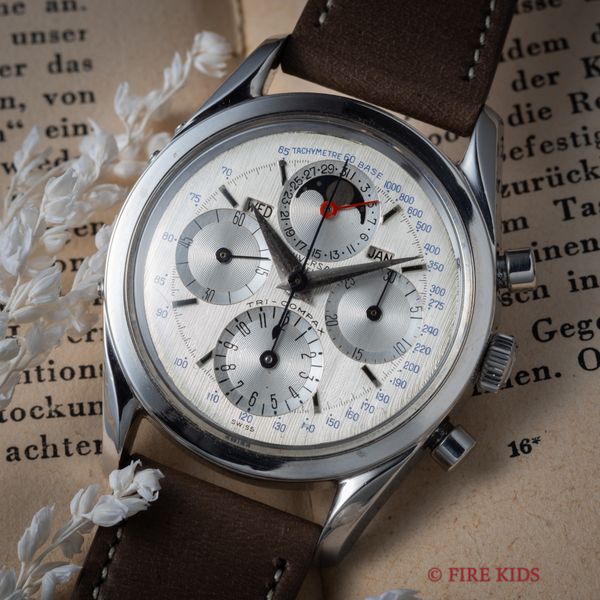 ユニバーサルジュネーブ トリコンパックス 1960年代製 Cal.281 手巻き Ref.222100 トリプルカレンダームーンフェイズ ツイストラグ