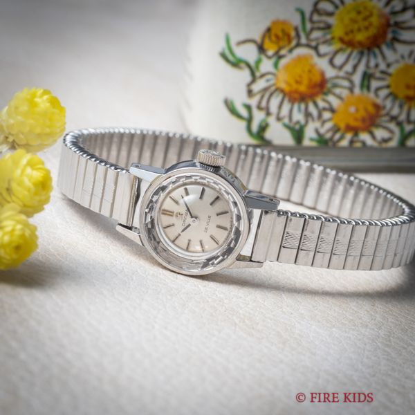 オメガ OMEGA デ・ヴィル レディース 1969年製 Ref.511.166 手巻き Cal.485 ファセットガラス 裏シール残り